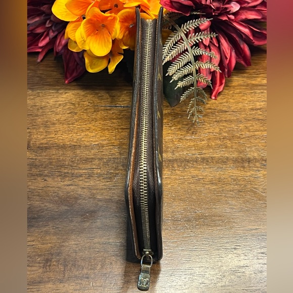 Authentic Louis Vuitton Monogram Zippy Long Wallet - EUC - Picture 3 of 8